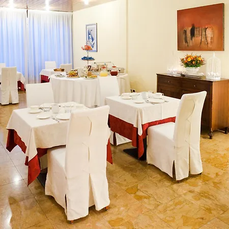 Hotel Ca' Delle Rose 3*